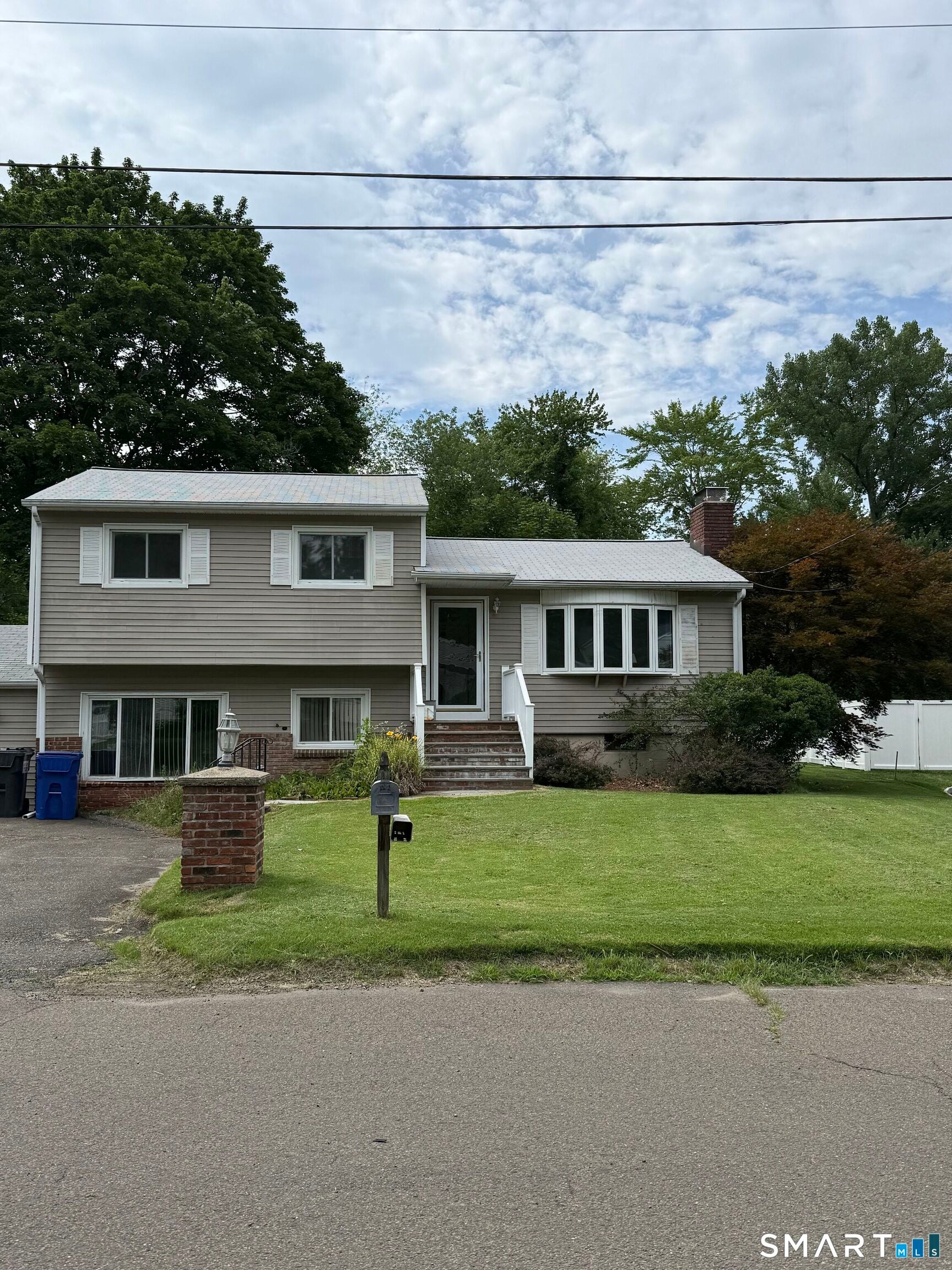 3 Victor Drive