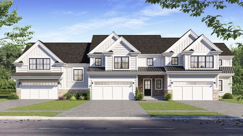 Townhouse For Sale - 7 Village Circle #7<br/> Guilford, CT 06437