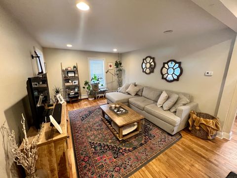 Photo of 30 Thorpe Street, Fairfield, CT 06824 (MLS # 24135279)