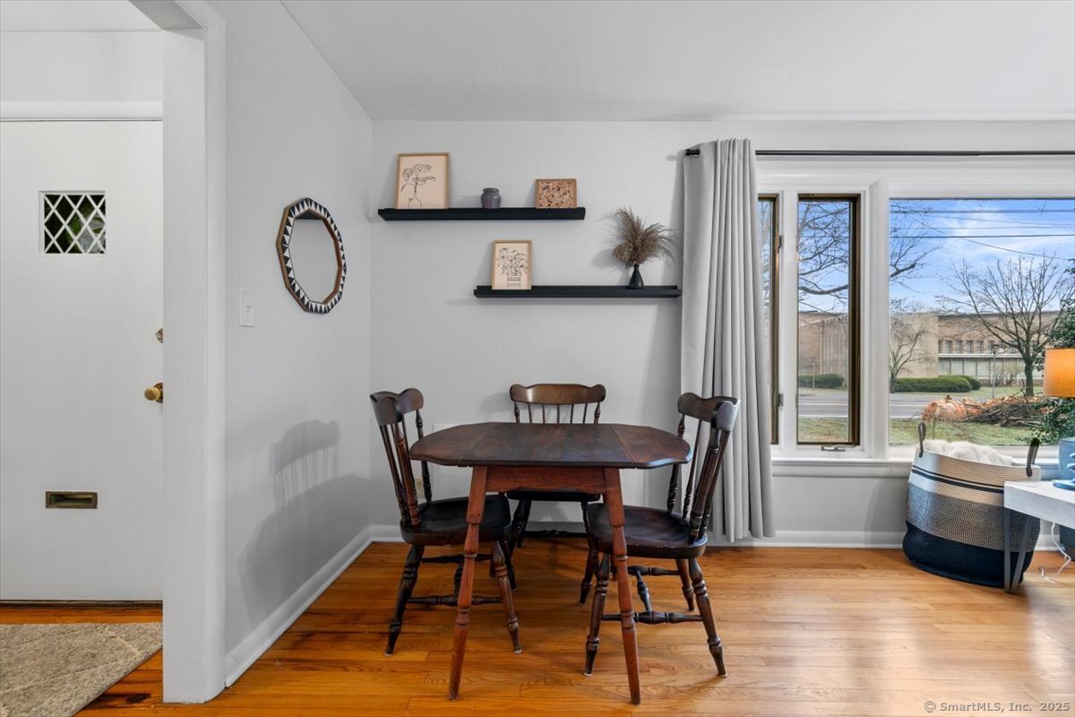 812 Ridge Road, Hamden, Connecticut image 7