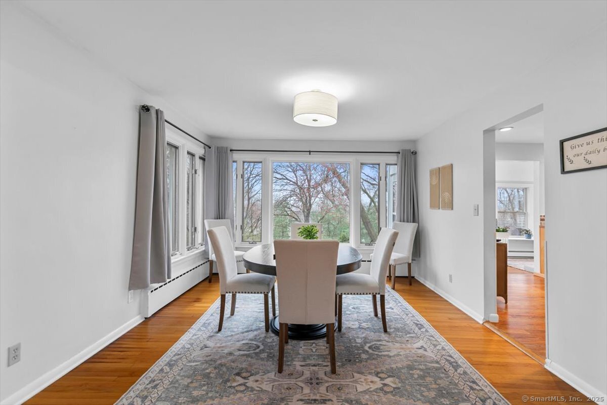 812 Ridge Road, Hamden, Connecticut image 8