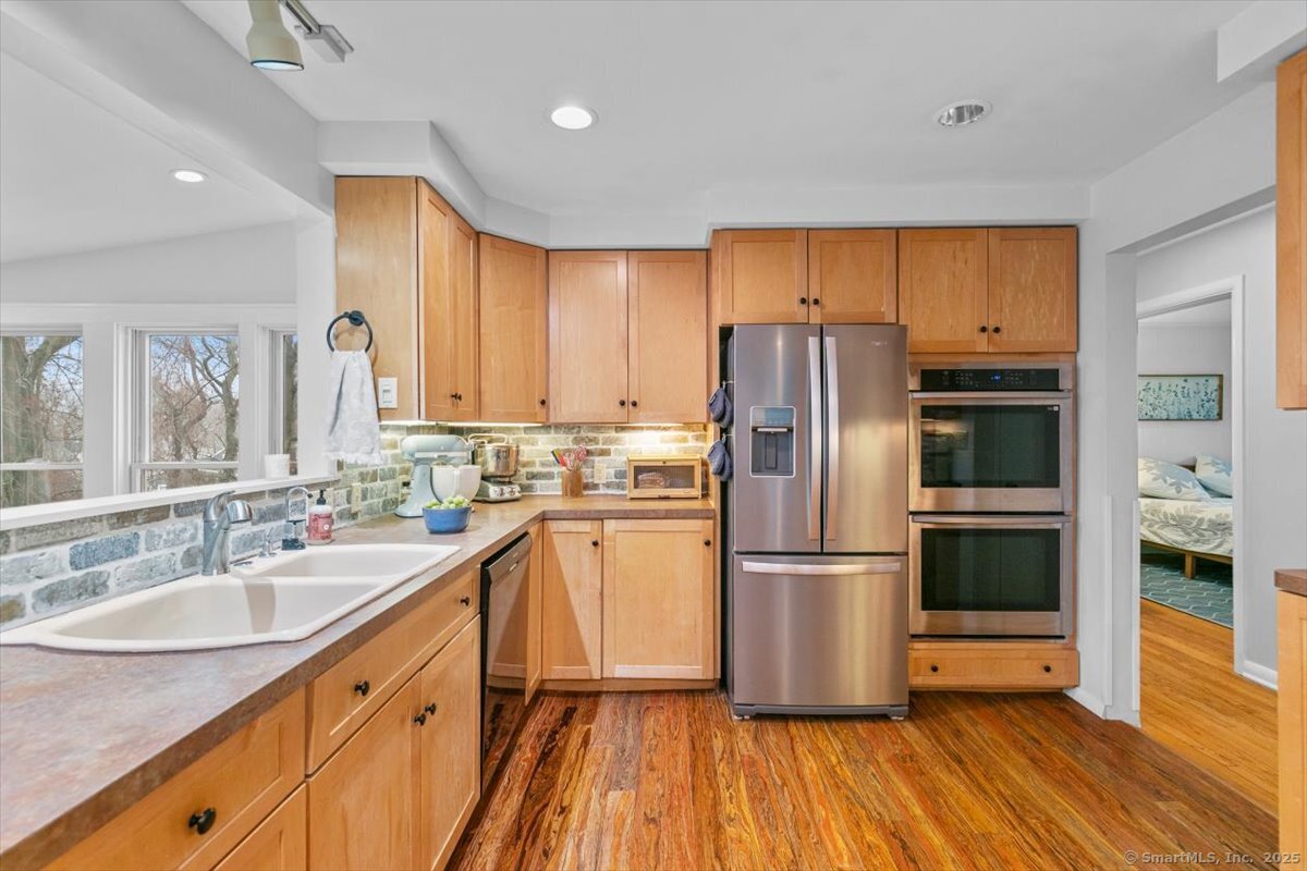 812 Ridge Road, Hamden, Connecticut image 14