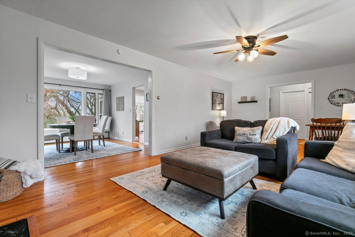 812 Ridge Road, Hamden, Connecticut image 4