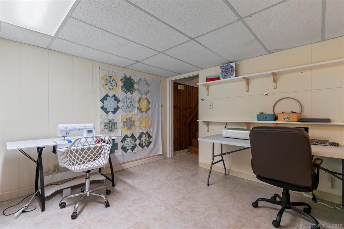 812 Ridge Road, Hamden, Connecticut image 27
