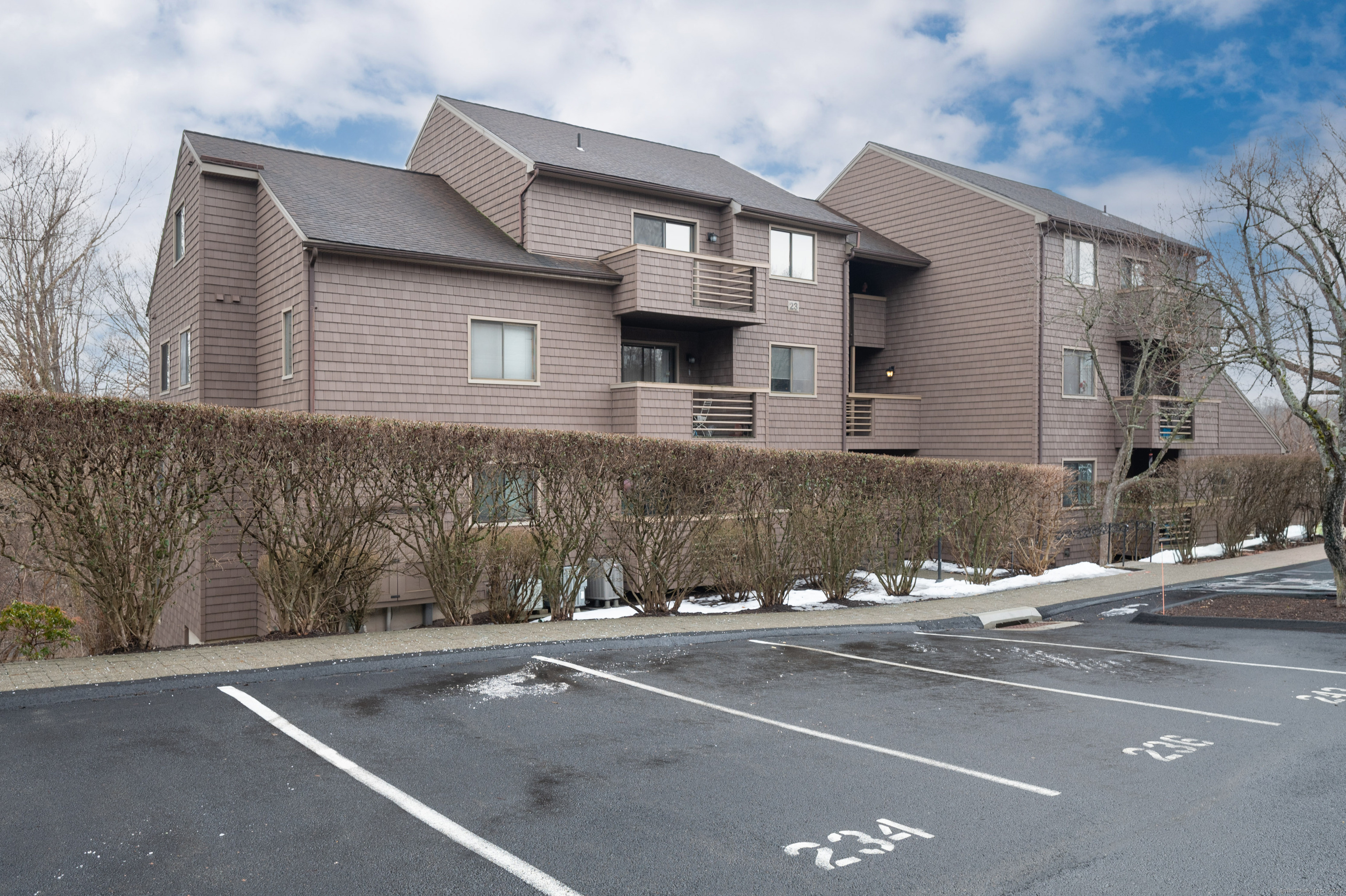 166 Old Brookfield Road #23-6, Danbury, Connecticut image 2