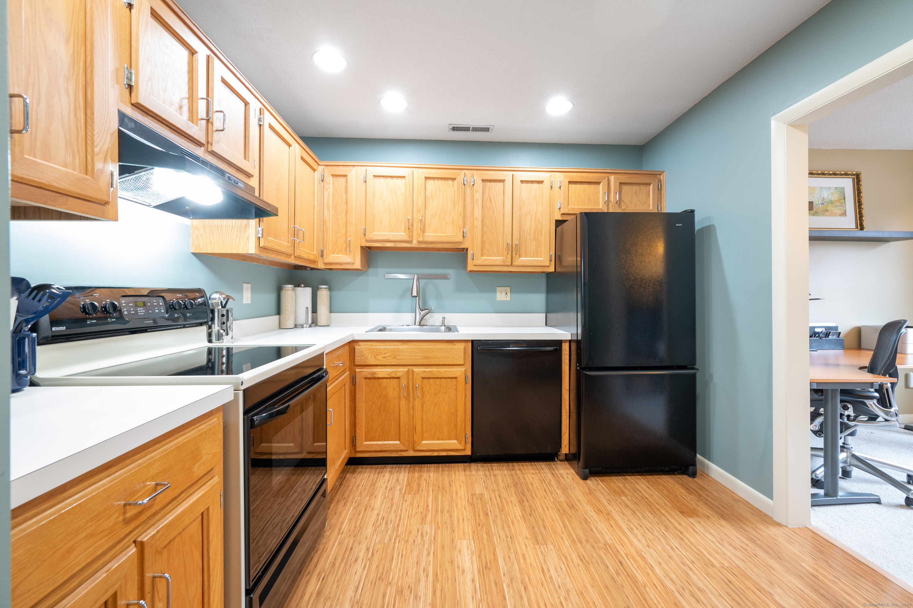 166 Old Brookfield Road #23-6, Danbury, Connecticut image 20