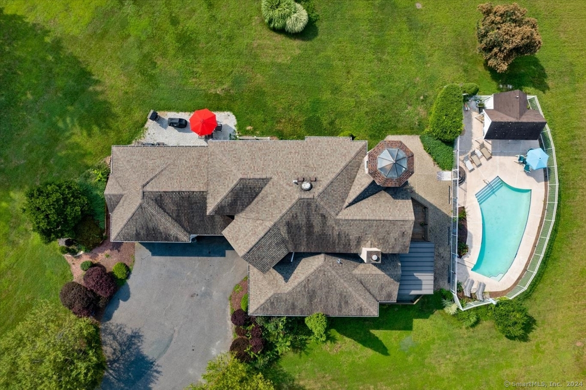 195 Injun Hollow Road, Haddam, Connecticut image 2
