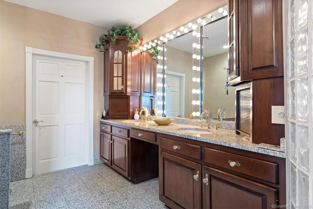 195 Injun Hollow Road, Haddam, Connecticut image 28
