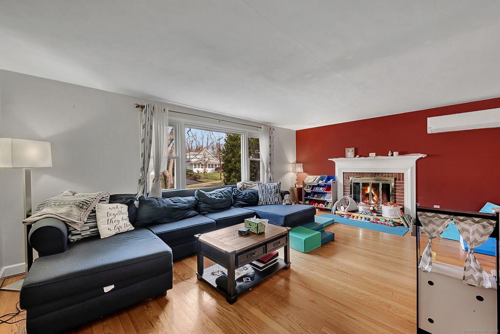 Photo of 47 Flagg Road, West Hartford, CT 06117 (MLS # 24138596)