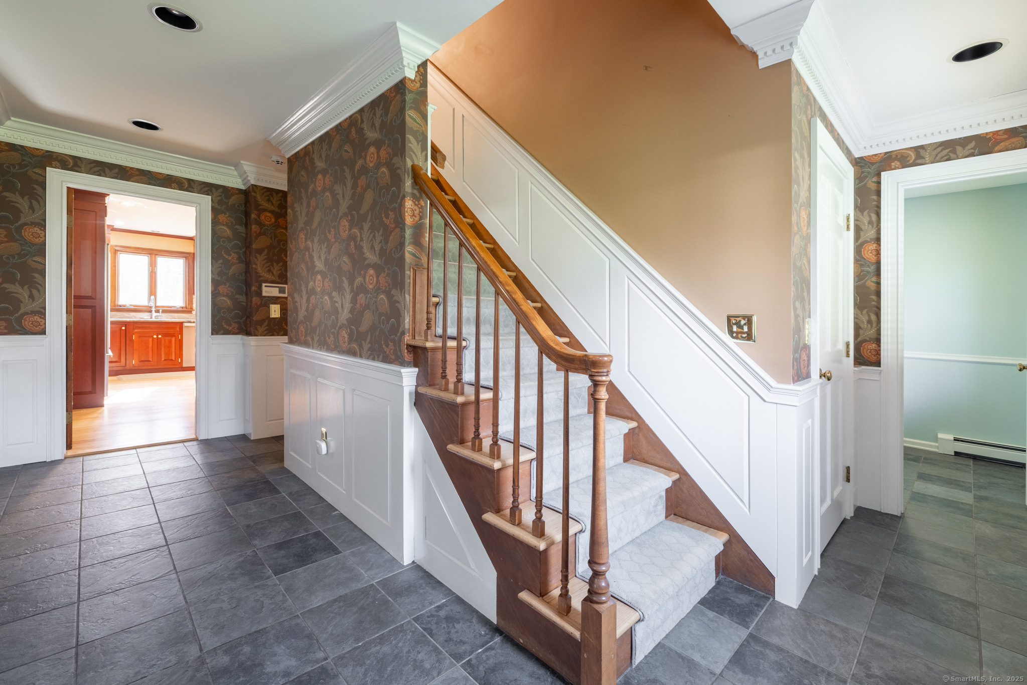 38 Barnhill Road, Woodbury, Connecticut image 2