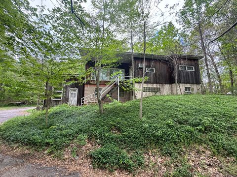 16 Buckley Lane Prospect CT 06712