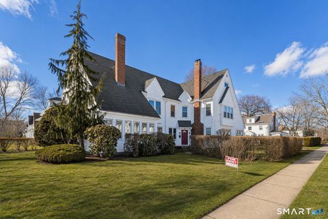 Photo of 1955 Chapel Street, New Haven, CT 06515 (MLS # 24166903)