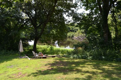 Tiny photo for 128 Garden Street #B-1, Farmington, CT 06032 (MLS # 170621286)