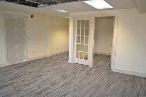 Tiny photo for 128 Garden Street #B-1, Farmington, CT 06032 (MLS # 170621286)