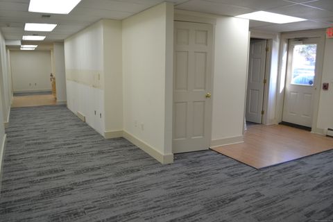 Tiny photo for 128 Garden Street #B-1, Farmington, CT 06032 (MLS # 170621286)