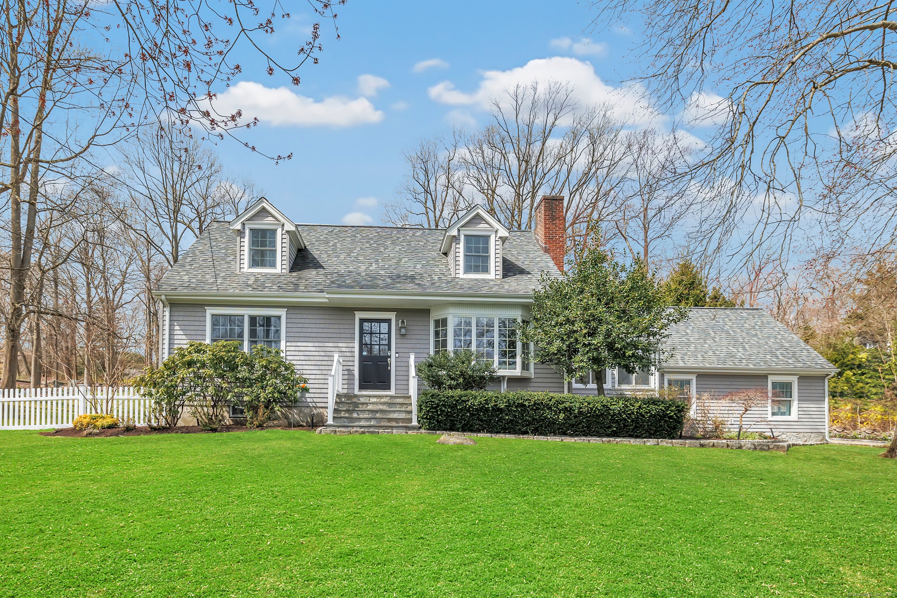 Property for Sale at 12 Lancaster Drive, Norwalk, Connecticut - Bedrooms: 4 
Bathrooms: 3 
Rooms: 8  - $975,000