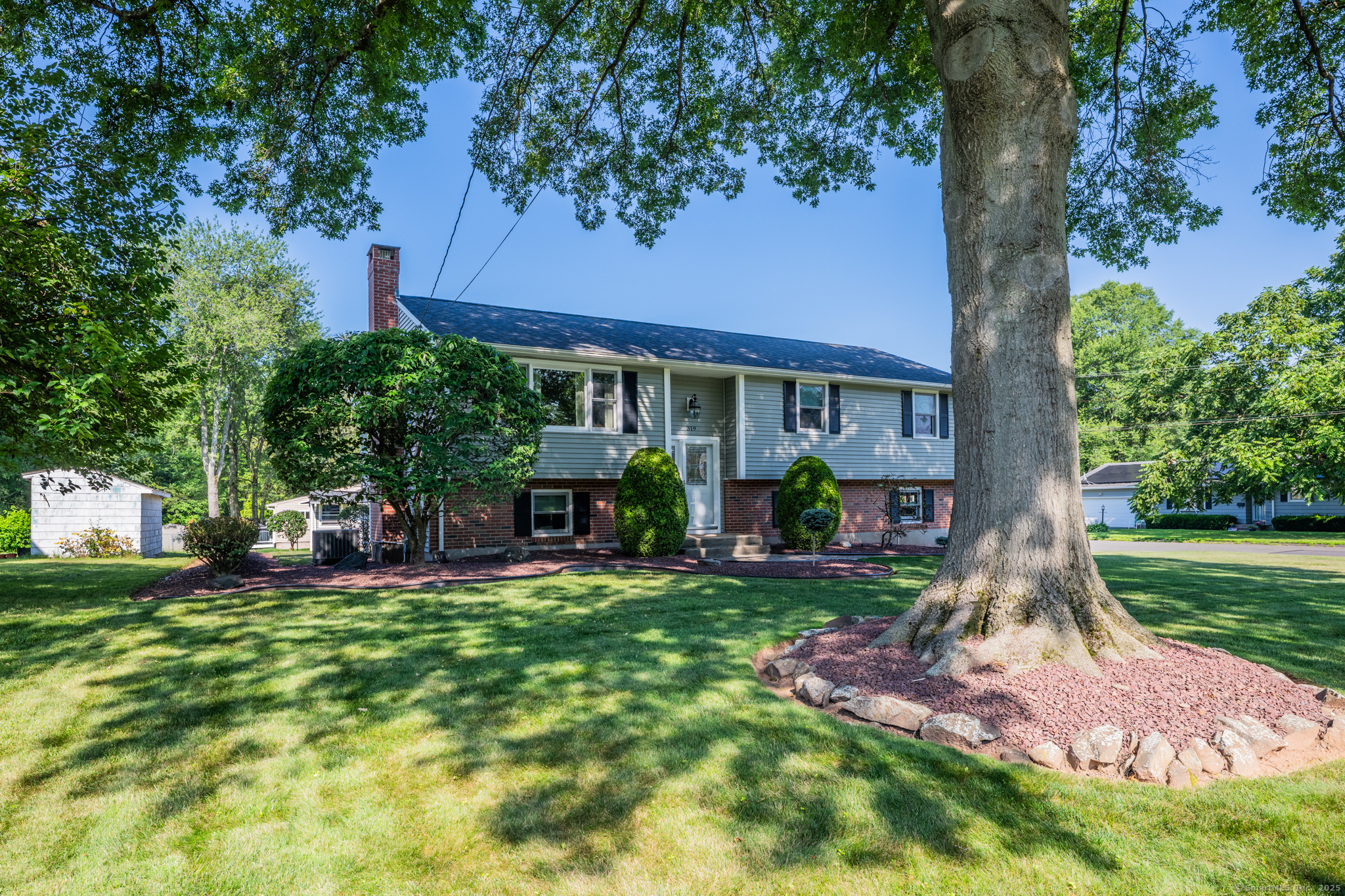 319 Audubon Avenue