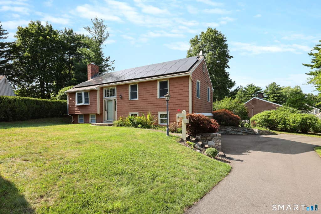 Photo of 3 Yellow Pine Circle, Middletown, CT 06457 (MLS # 24194117)