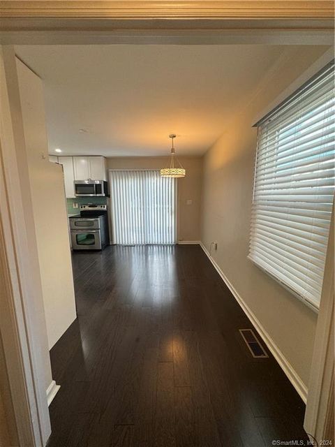 Tiny photo for 41 Nash Place #B, Norwalk, CT 06854 (MLS # 24155217)