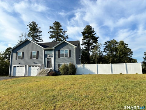 Homes For Sale - 32 Indian Inn Road<br/> Thompson, CT 06277