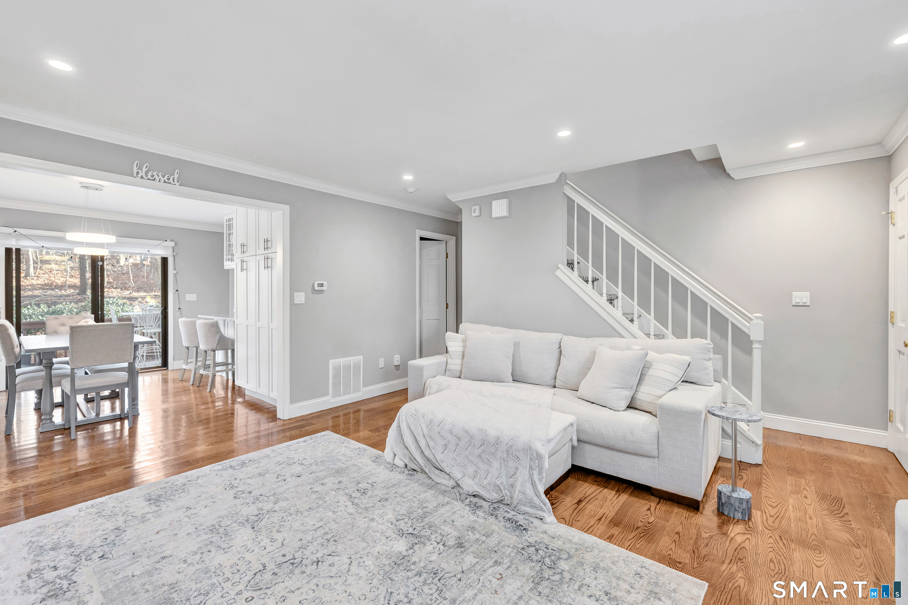 100 Ten Coat Lane 1A