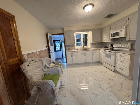 Tiny photo for 460 Congress Avenue #1, Waterbury, CT 06708 (MLS # 24187170)
