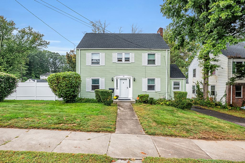 Photo of 25 Cumberland Street, Hartford, CT 06106 (MLS # 24133799)