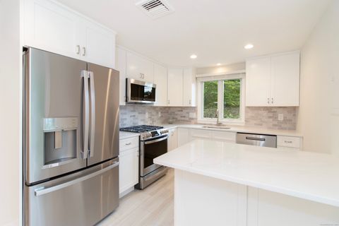 Tiny photo for 12 Castle Rock #12, Branford, CT 06405 (MLS # 24163719)