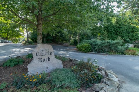 Photo of 12 Castle Rock #12, Branford, CT 06405 (MLS # 24163719)