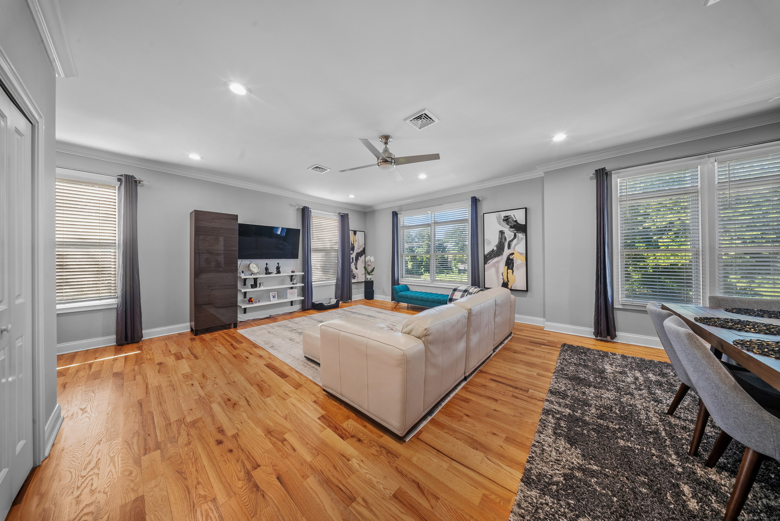 130 Brentwood Avenue