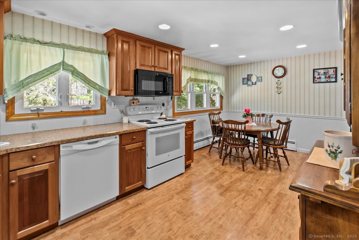 556 Church Street, Wallingford, Connecticut image 10