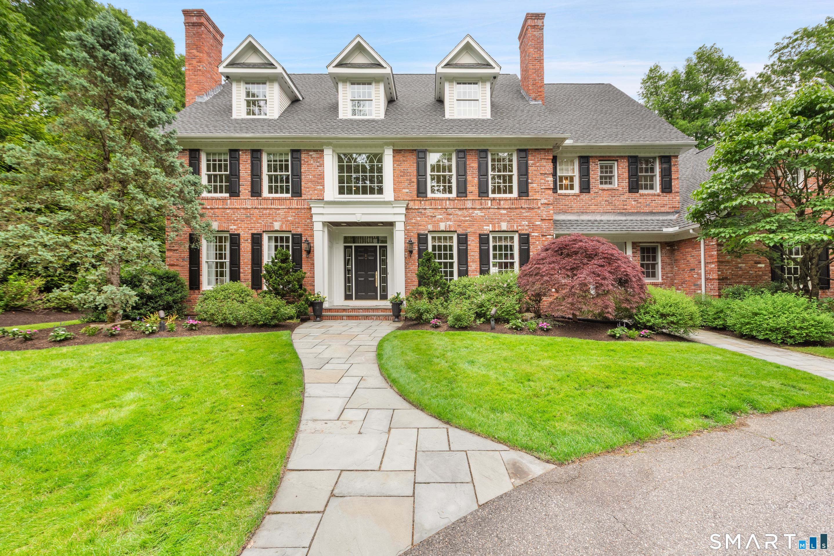 21 Williamsburg Lane