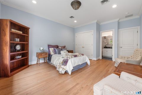 Tiny photo for 21 Williamsburg Lane, Avon, CT 06001 (MLS # 24173575)