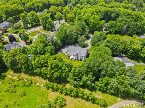 Tiny photo for 21 Williamsburg Lane, Avon, CT 06001 (MLS # 24173575)