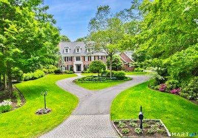 21 Williamsburg Lane Avon CT 06001