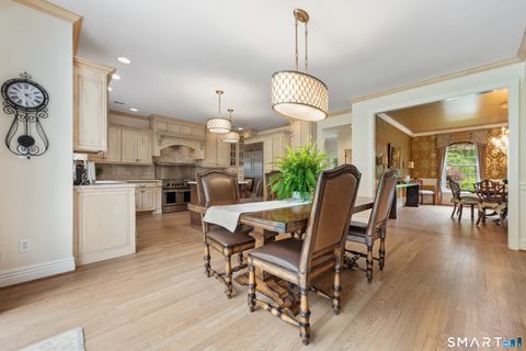 Tiny photo for 21 Williamsburg Lane, Avon, CT 06001 (MLS # 24173575)