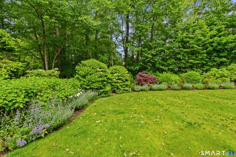 Tiny photo for 21 Williamsburg Lane, Avon, CT 06001 (MLS # 24173575)