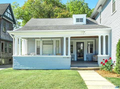 Photo of 2233 Main Street Street, Glastonbury, CT 06033 (MLS # 24156977)