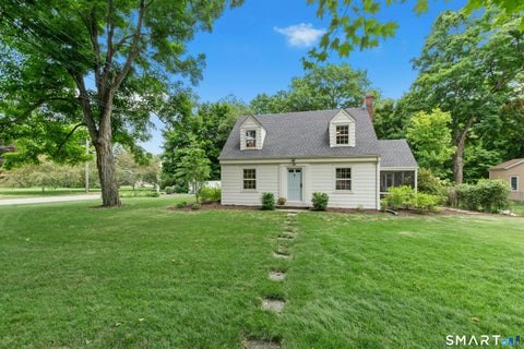 Photo of 46 Toilsome Avenue, Norwalk, CT 06851 (MLS # 24189686)