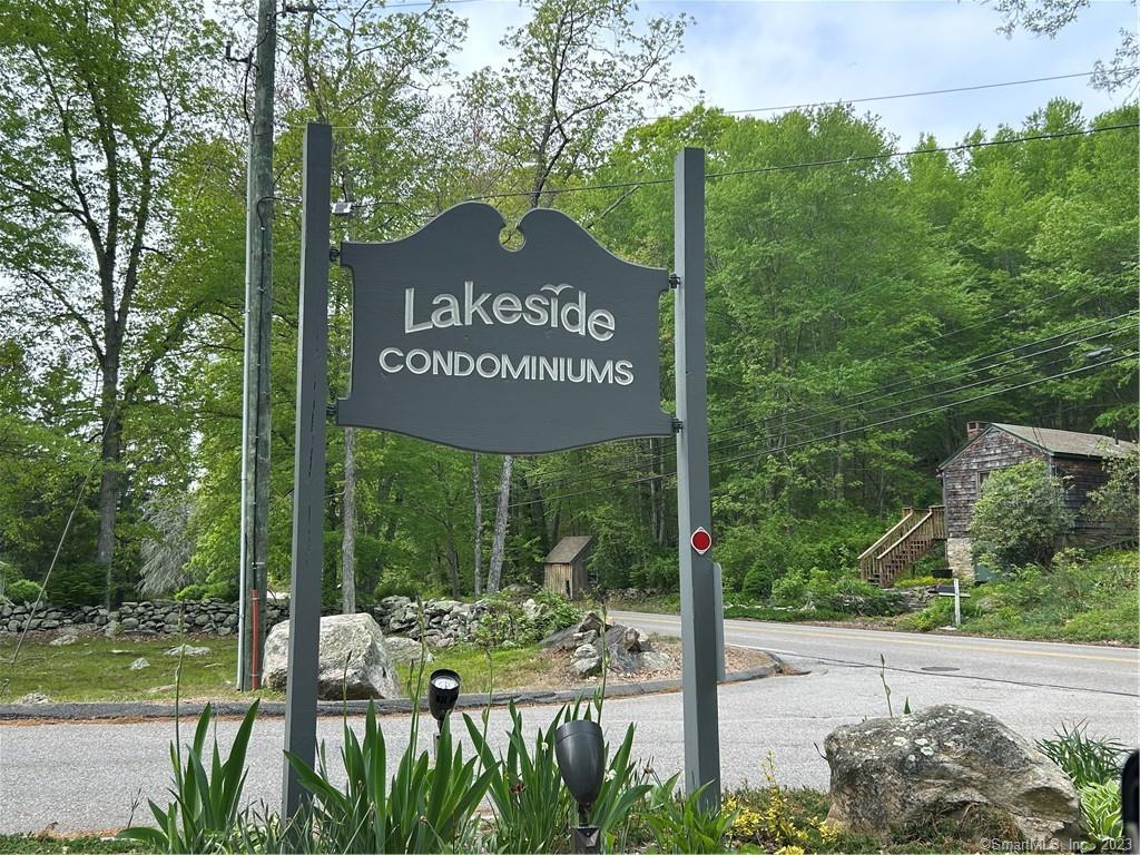 Photo 1 of 31 of 12 Lakeside Drive M townhome