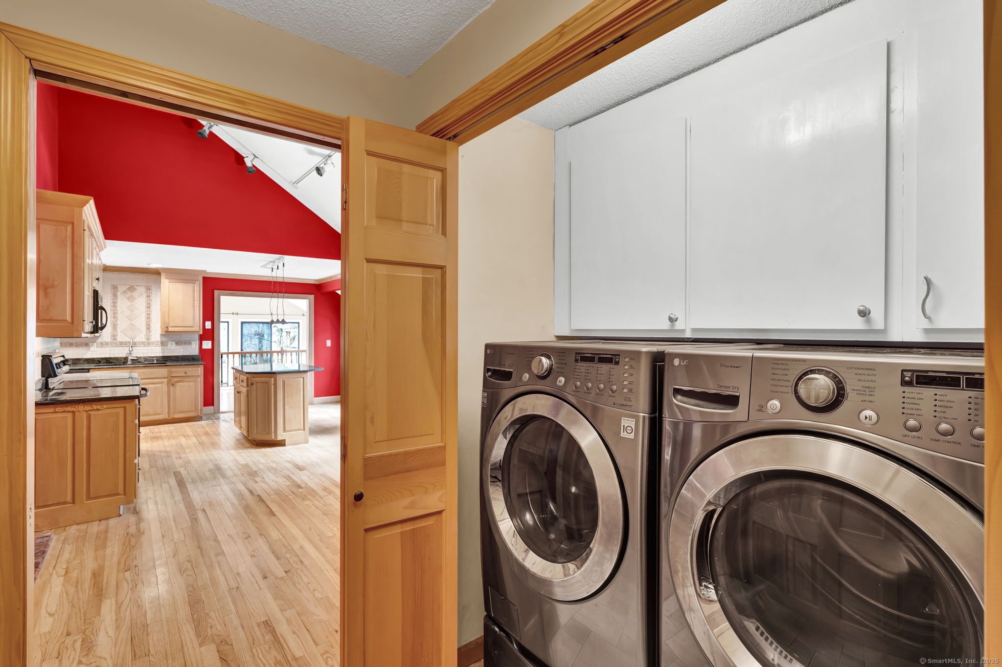15 Smokey Ridge Road, Simsbury, Connecticut image 6