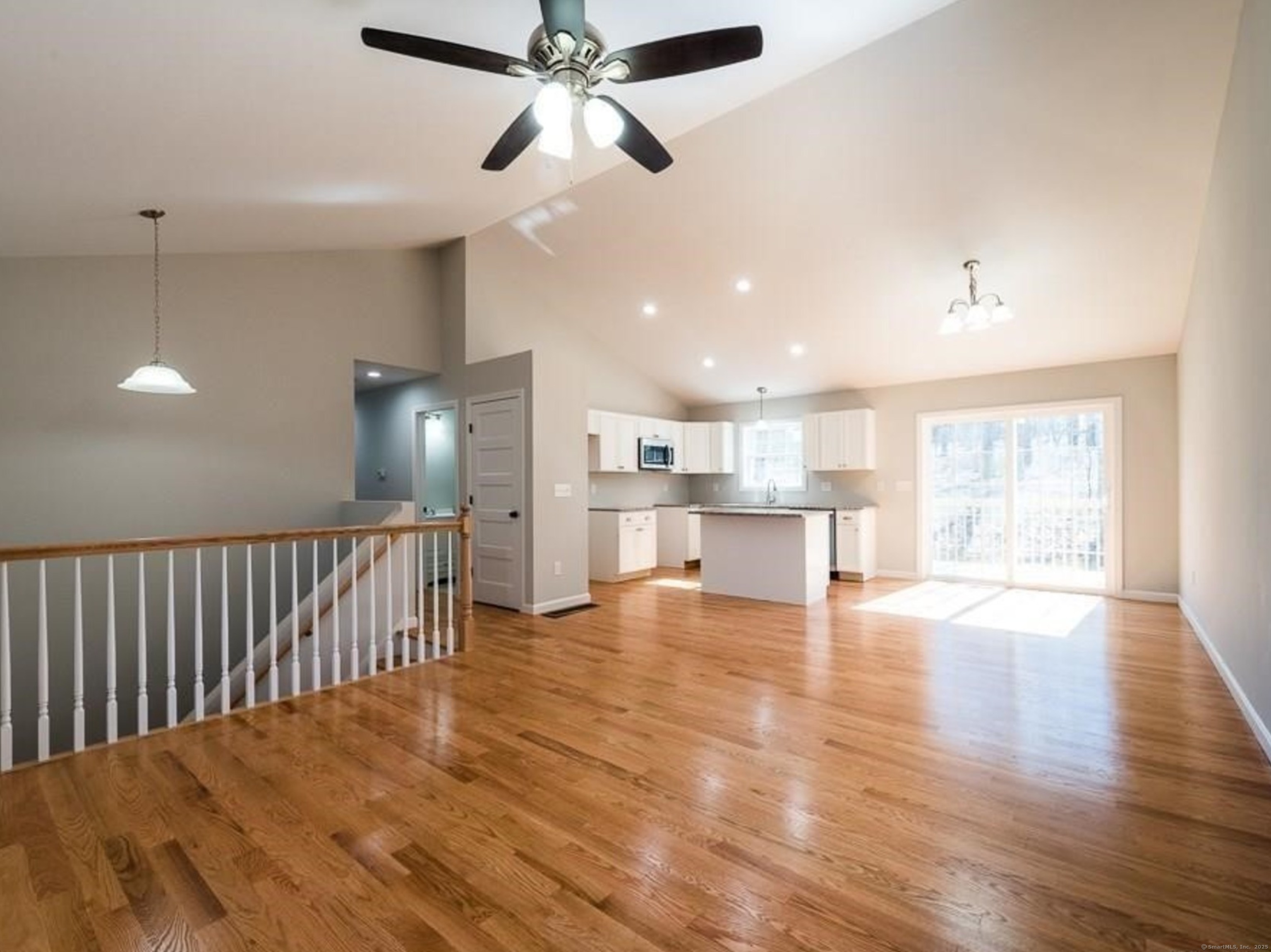 1125 E Lake Road, Montville, Connecticut image 5