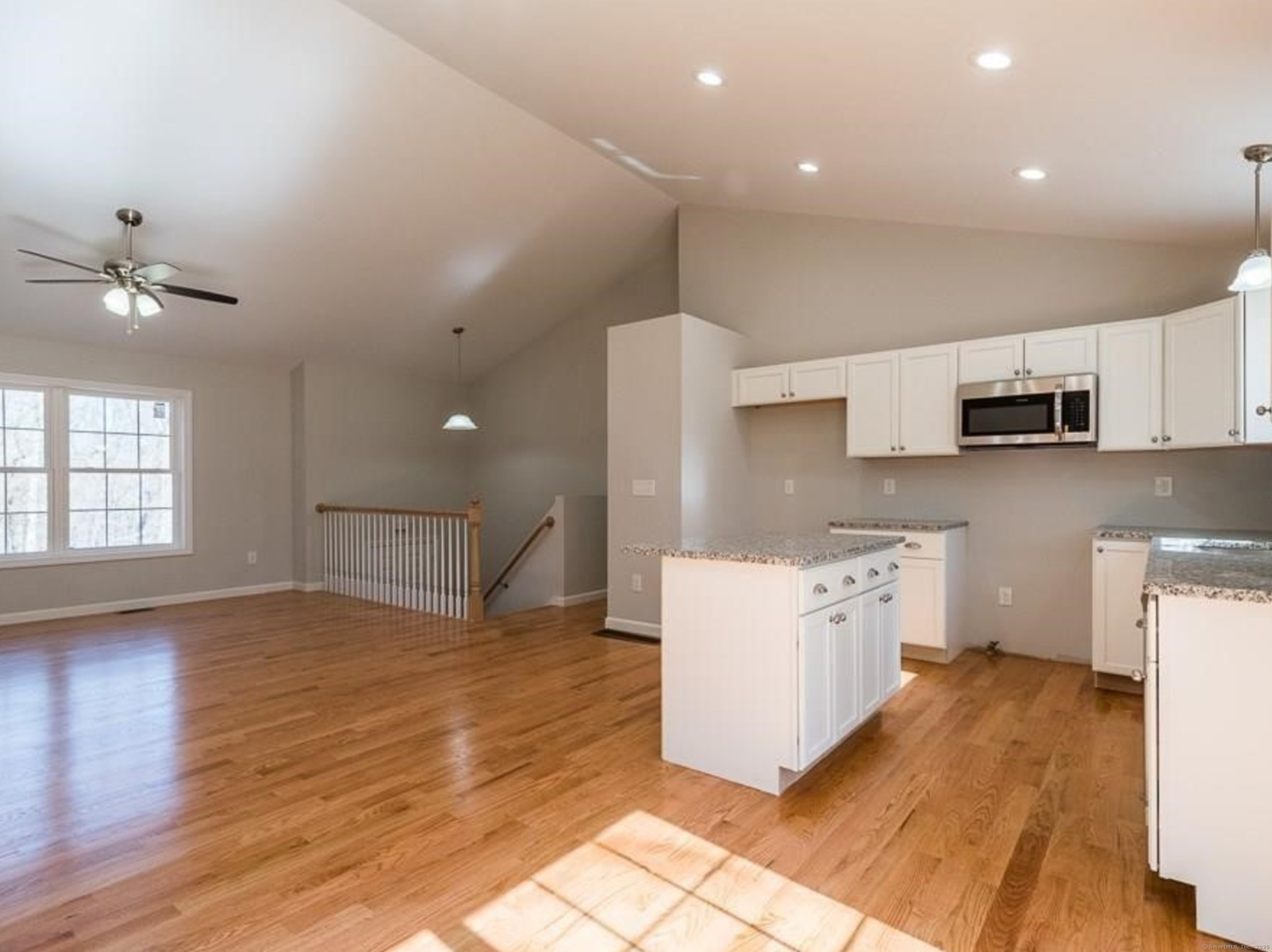 1125 E Lake Road, Montville, Connecticut image 24