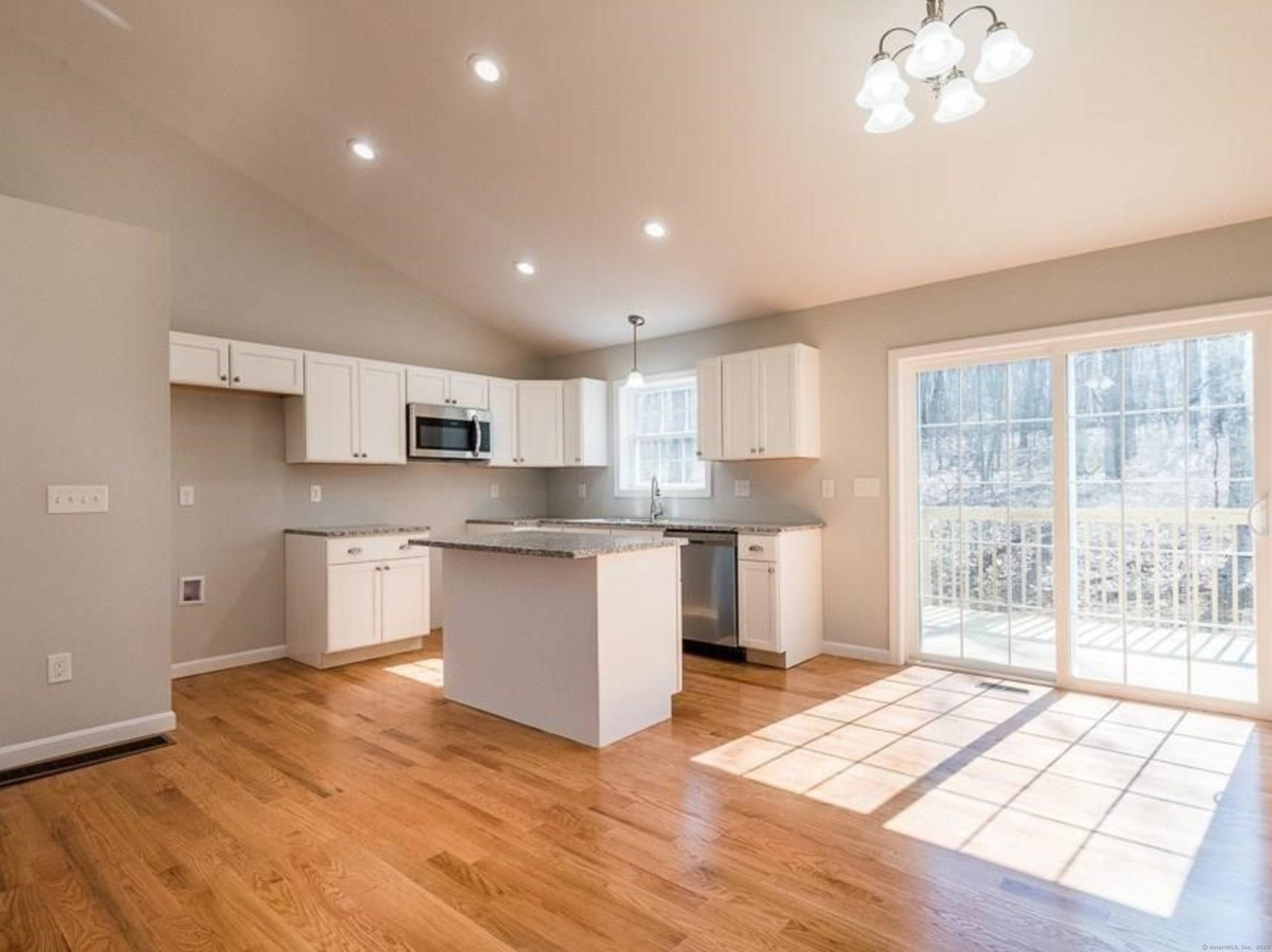 1125 E Lake Road, Montville, Connecticut image 25