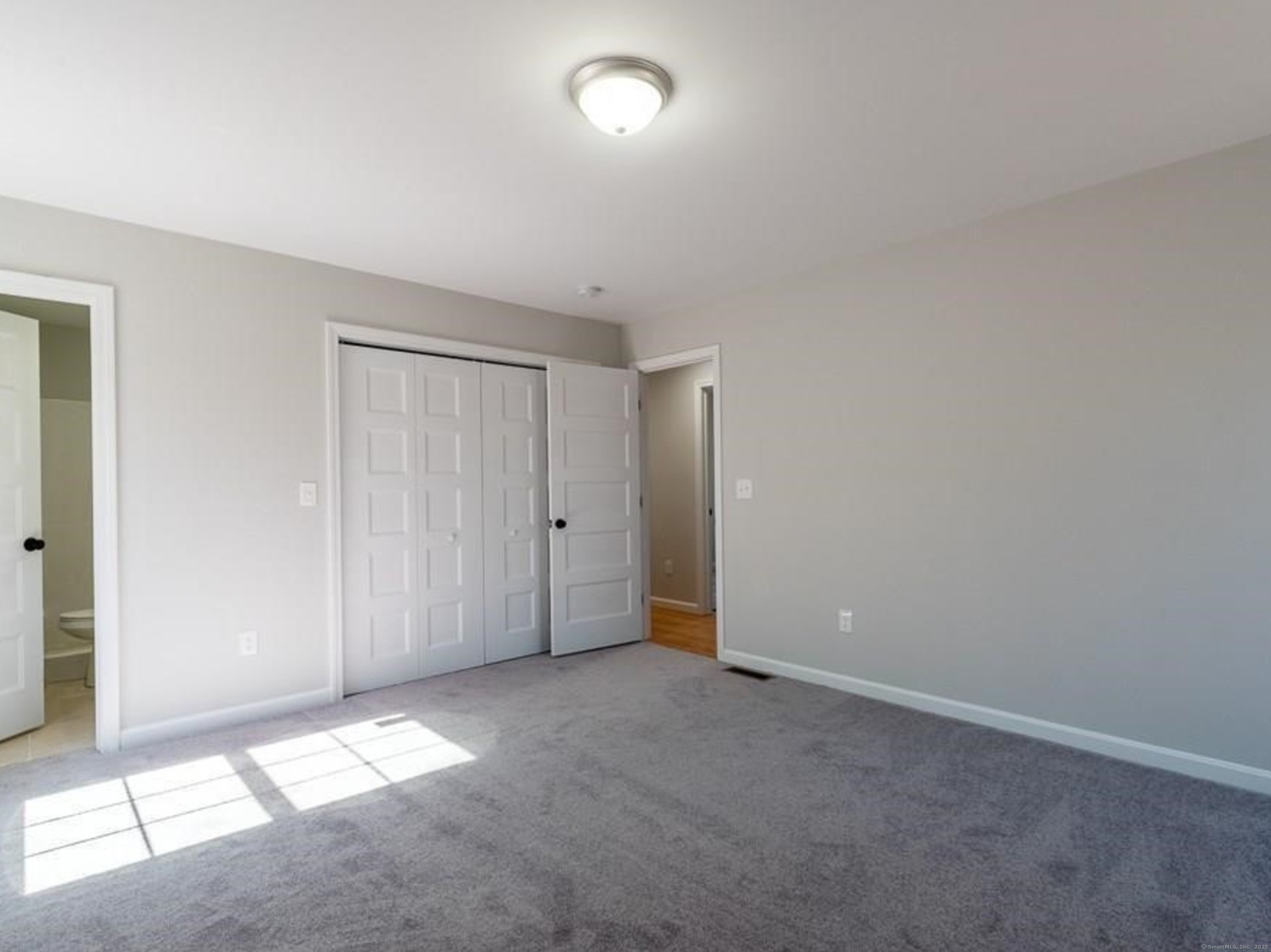 1125 E Lake Road, Montville, Connecticut image 12