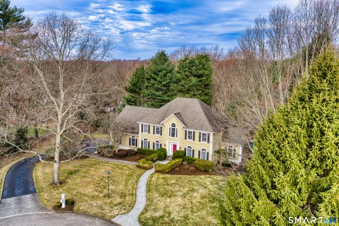 Homes For Sale - 111 Stones Throw<br/> Fairfield County, Trumbull, CT 06611