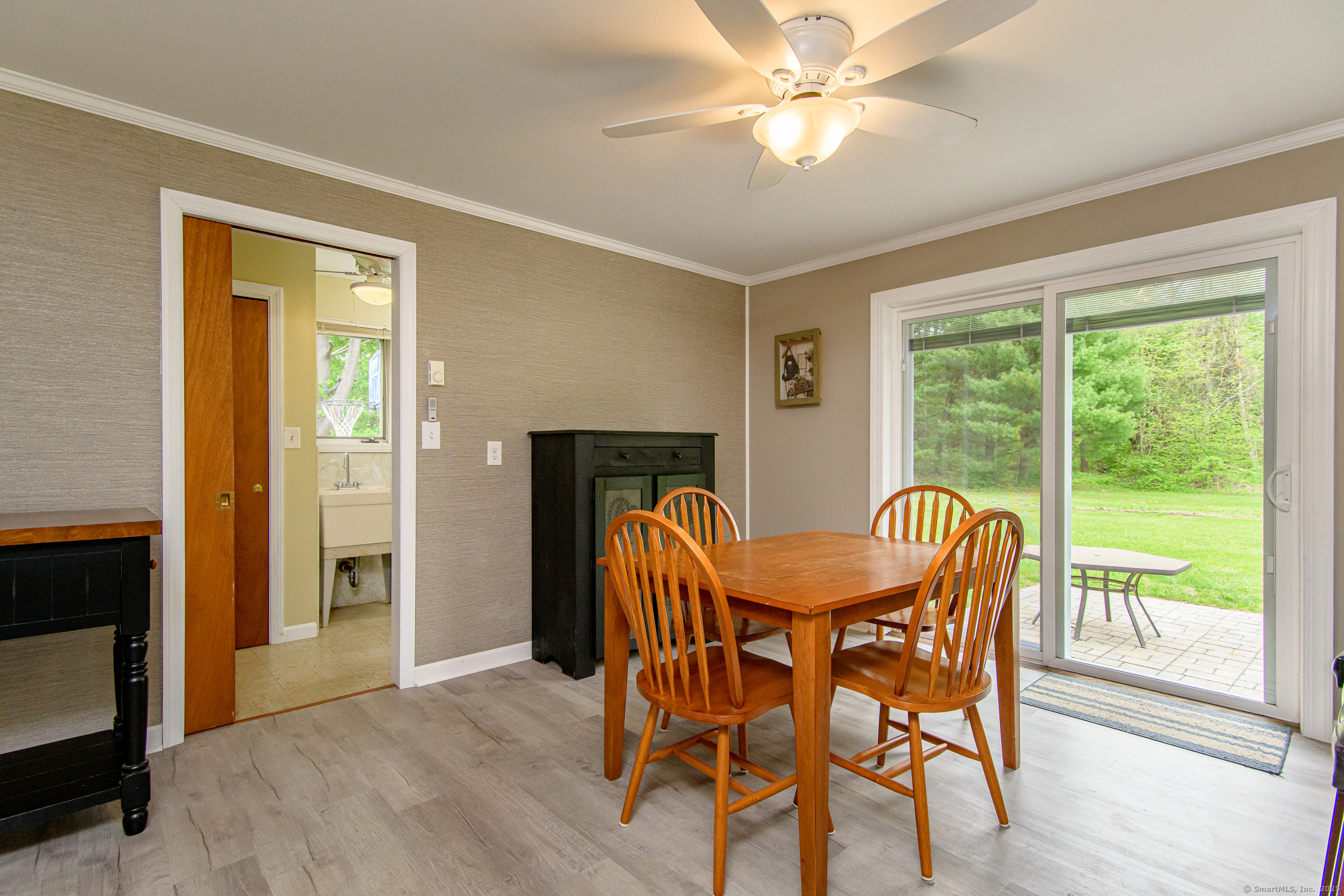 617 Liberty Highway, Putnam, Connecticut image 12