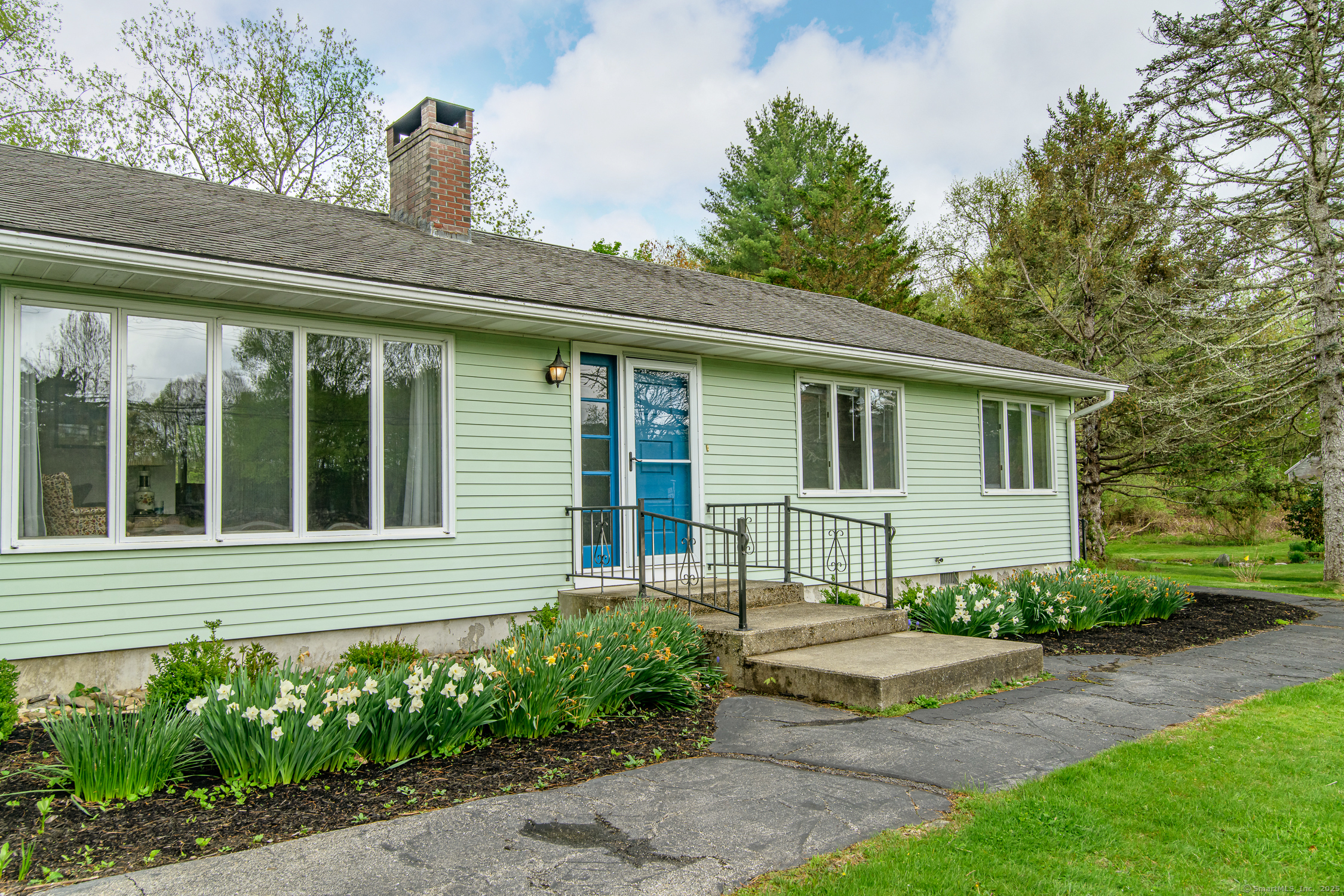 617 Liberty Highway, Putnam, Connecticut image 2