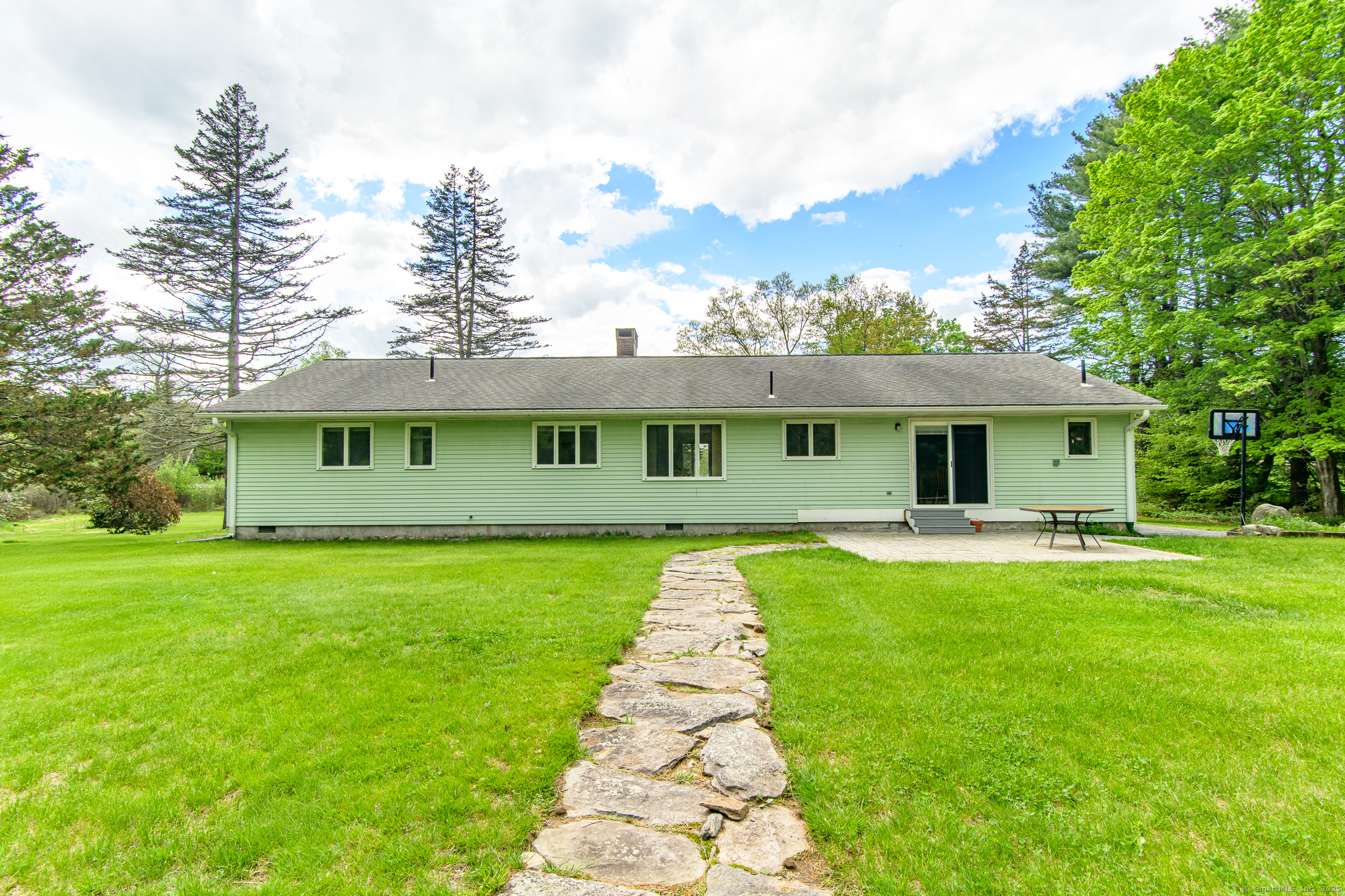 617 Liberty Highway, Putnam, Connecticut image 39