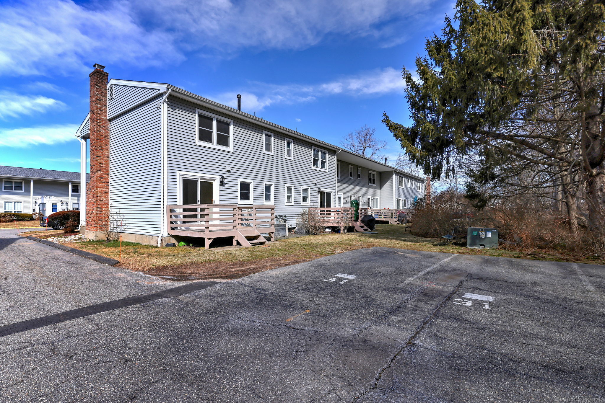 31 Carriage Path #31, Milford, Connecticut image 4